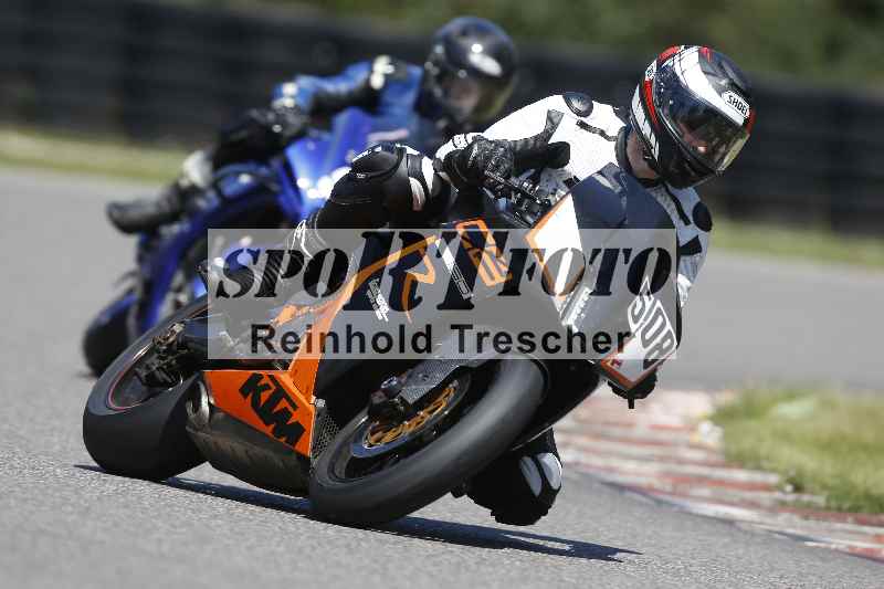 /43 08.08.2025 Discover the Bike ADR/Race 3 rot/508